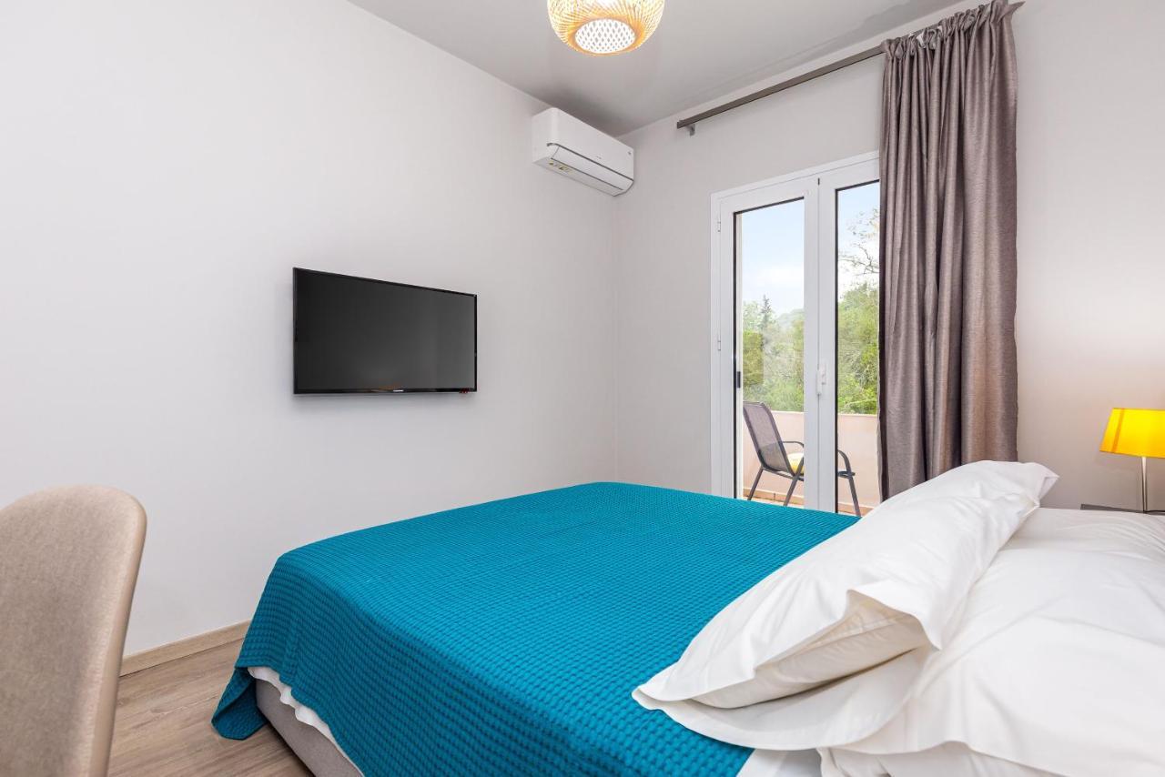 Nightingale Villa & Suites Corfu Gazátika Exterior photo